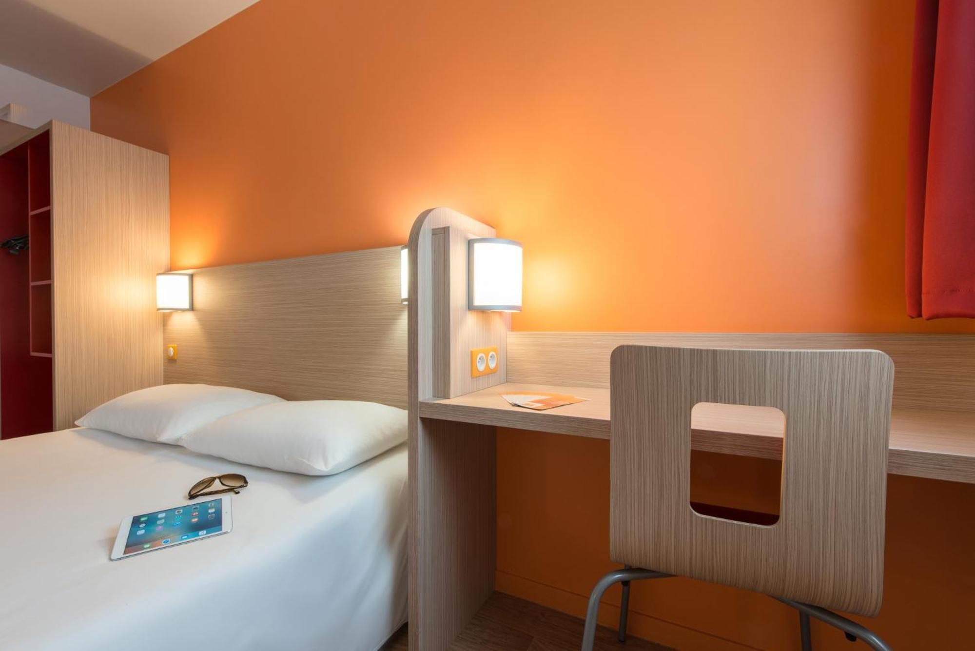 Hotel Eco La Rochelle Centre Les Minimes Exterior foto