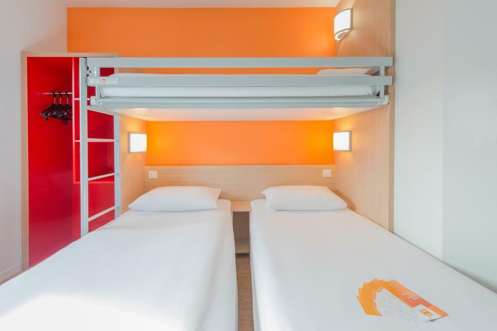 Hotel Eco La Rochelle Centre Les Minimes Exterior foto